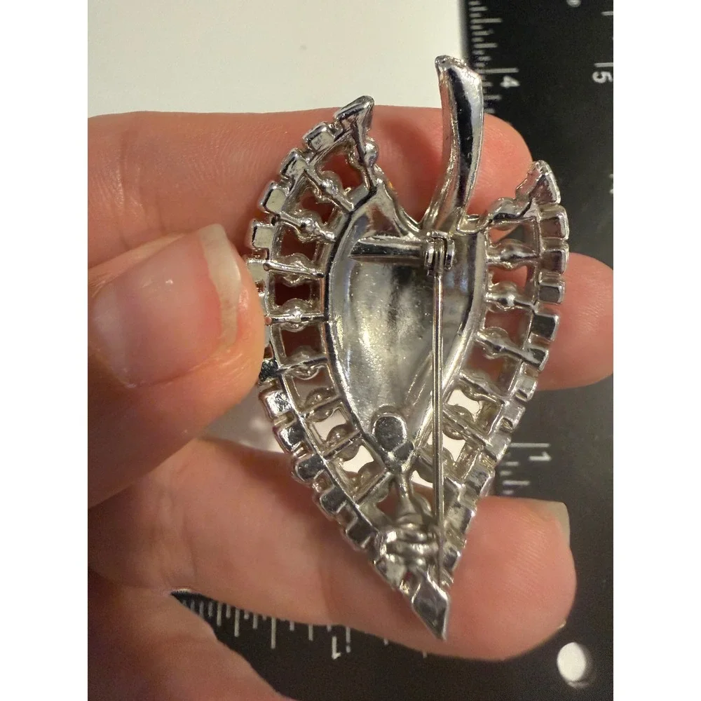 Vintage Silver Tone Rhinestone Leaf Brooch Pin Clear Crystal Botanical Jewelry